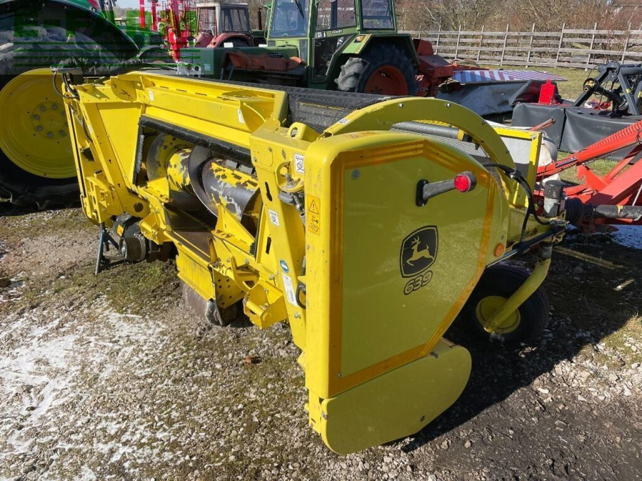 Силажокомбайн John Deere 8300: снимка 23