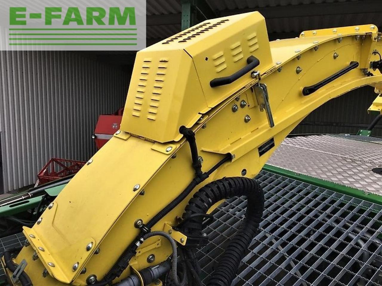 Силажокомбайн John Deere 8300i mit kemper 360+ & 639 pickup: снимка 7