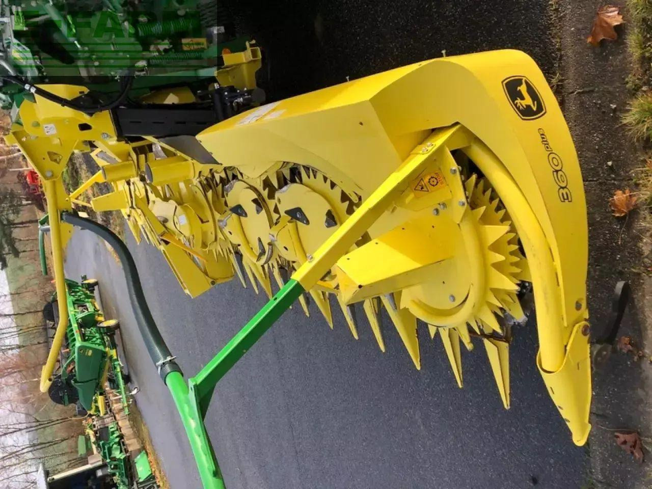 John Deere 8300i mit kemper 360plus & pu 639 - Силажокомбайн: снимка 5 John Deere 8300i mit kemper 360plus & pu 639 - Силажокомбайн: снимка 5