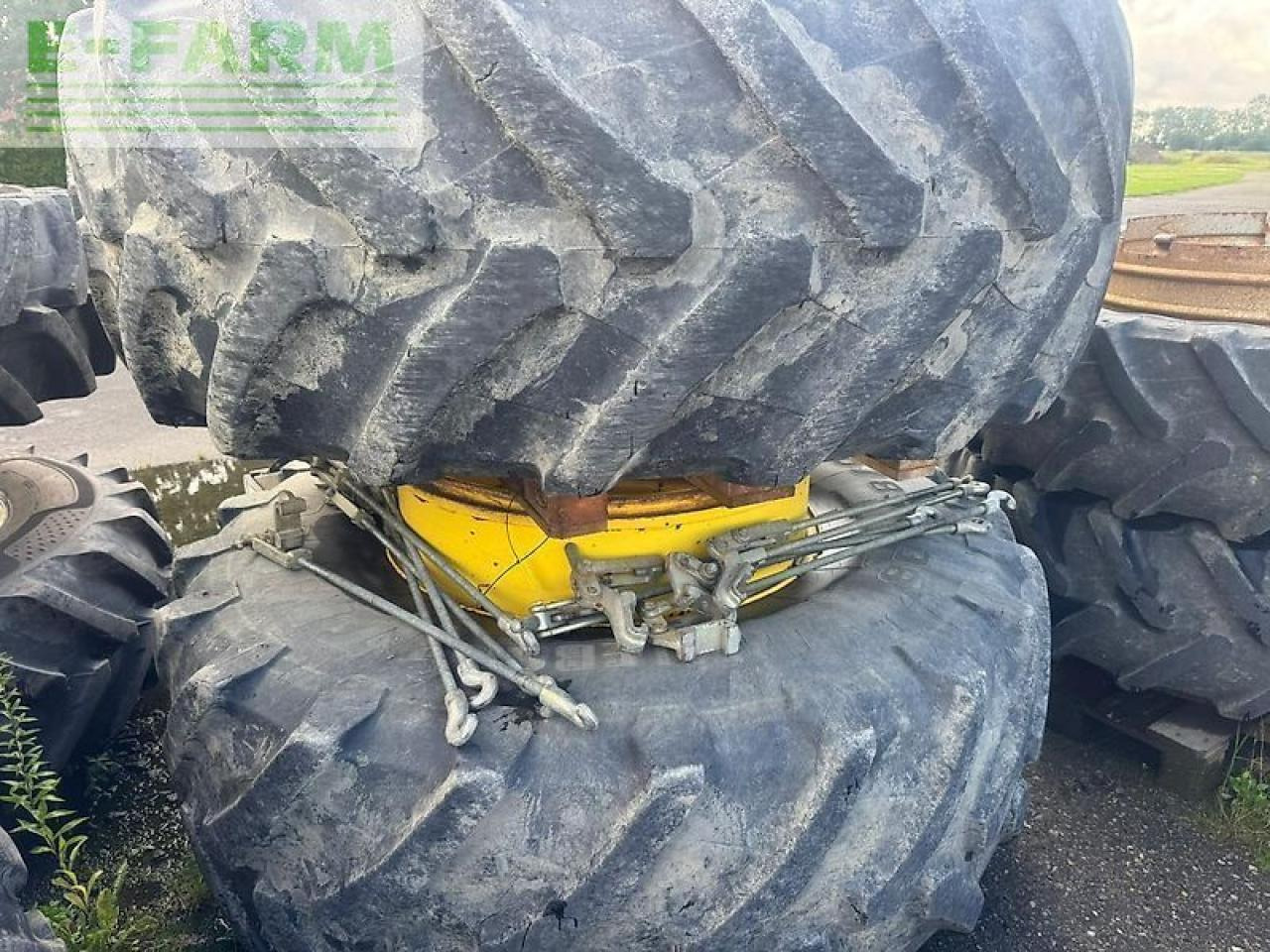 John Deere 8345r - Трактор: снимка 4 John Deere 8345r - Трактор: снимка 4