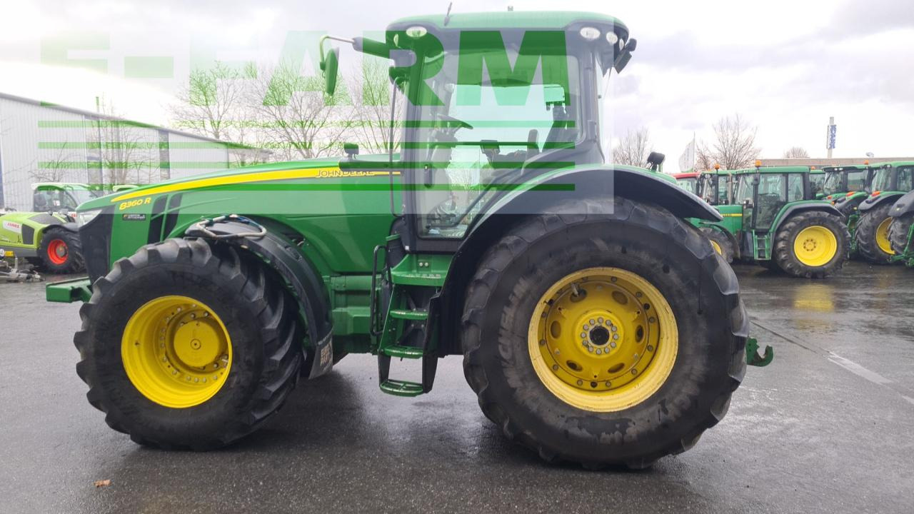 Трактор John Deere 8360 R: снимка 13 Трактор John Deere 8360 R: снимка 13