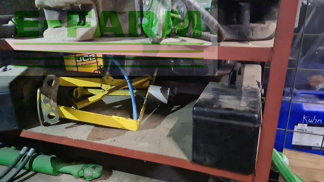 Трактор John Deere 8360 R: снимка 28 Трактор John Deere 8360 R: снимка 28