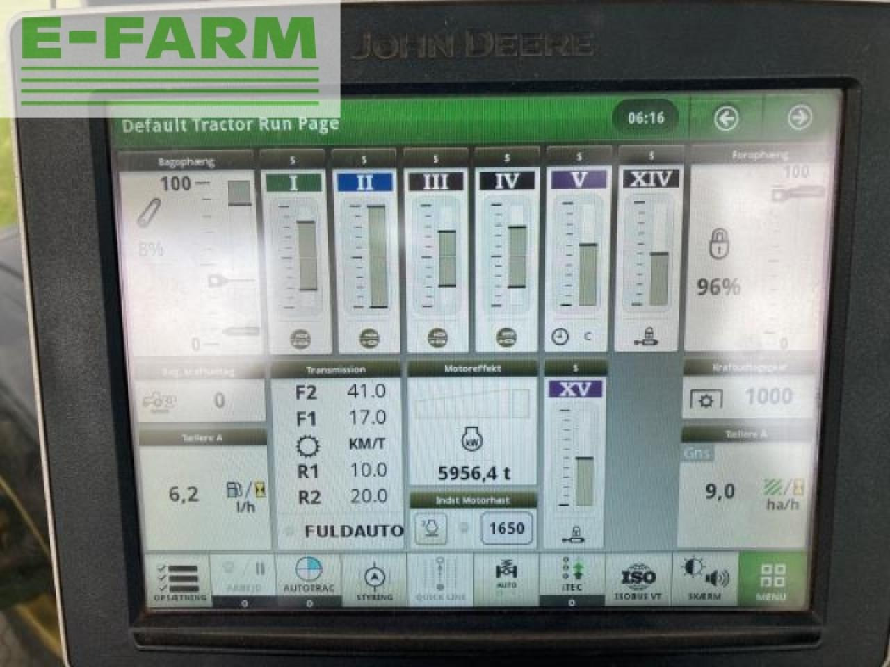 Трактор John Deere 8370r: снимка 12