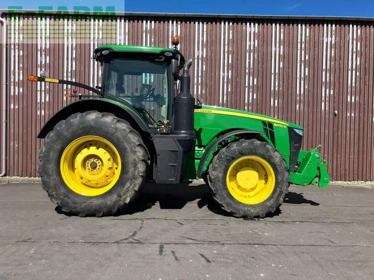 Трактор John Deere 8400r: снимка 9 Трактор John Deere 8400r: снимка 9