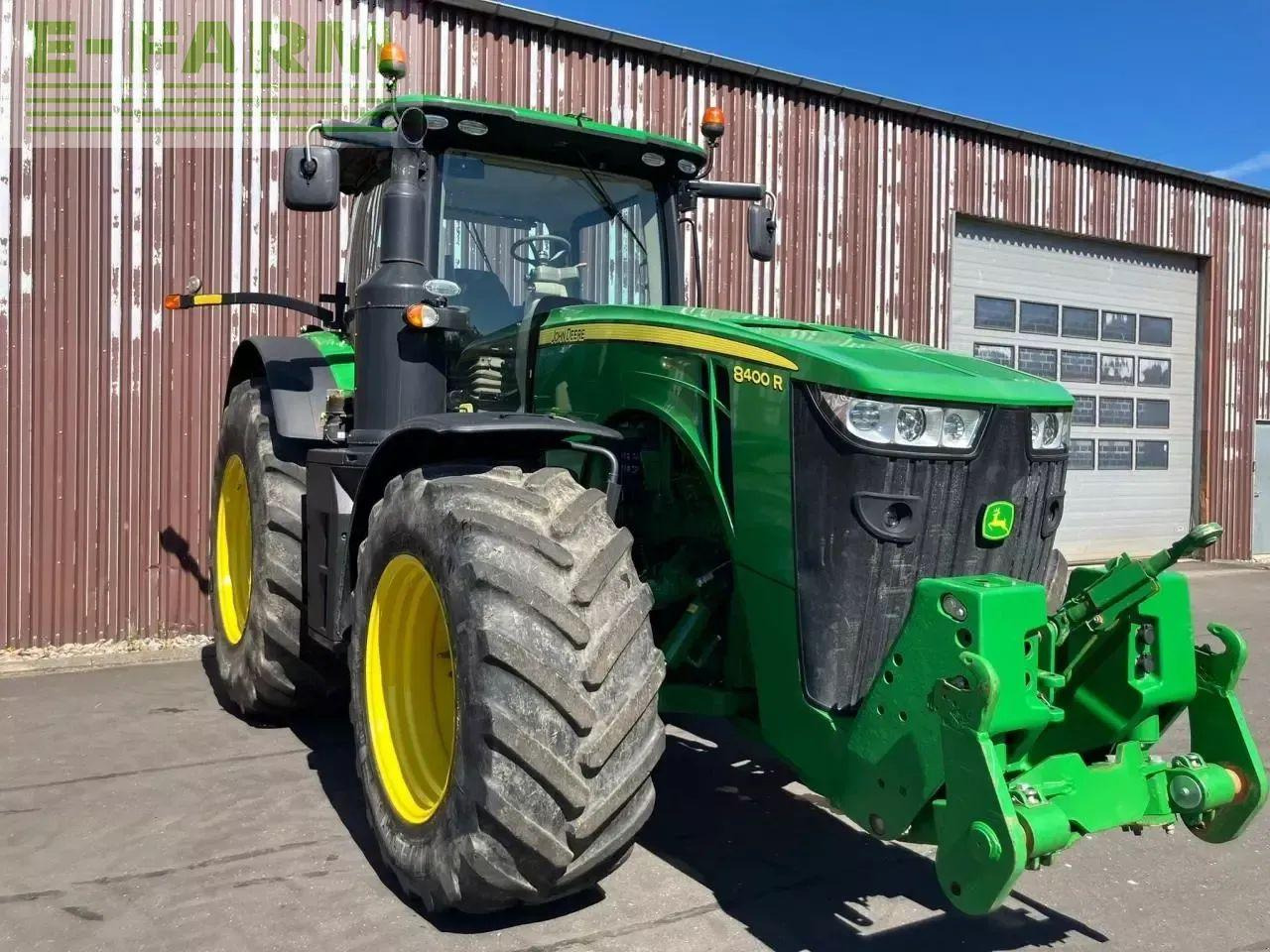 Трактор John Deere 8400r: снимка 7 Трактор John Deere 8400r: снимка 7