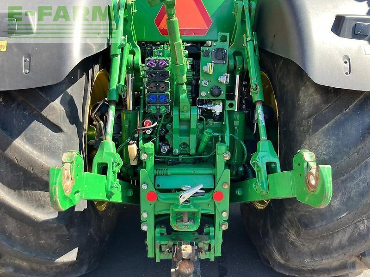 John Deere 8400r - Трактор: снимка 2 John Deere 8400r - Трактор: снимка 2