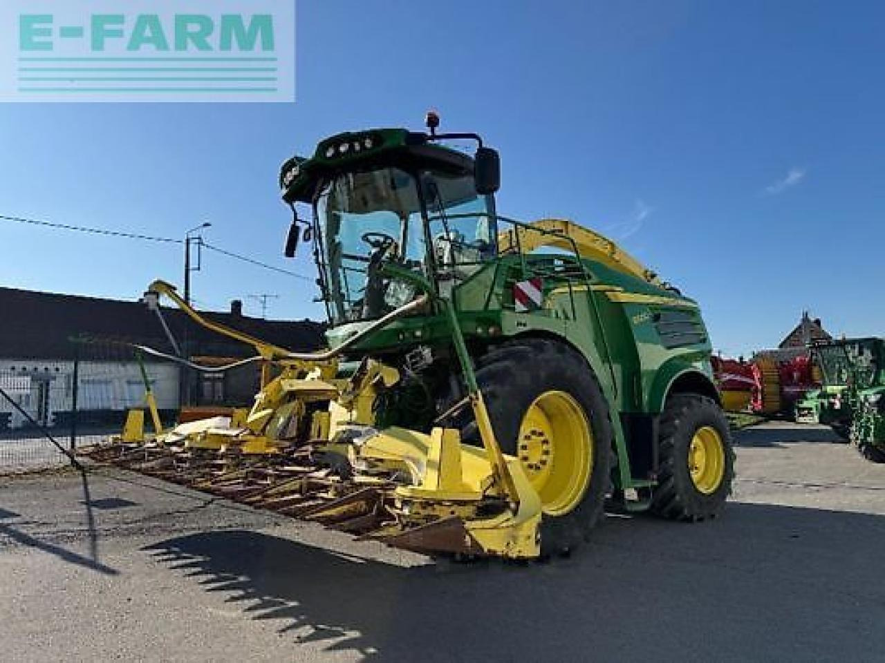 John Deere 8500 - Силажокомбайн: снимка 1 John Deere 8500 - Силажокомбайн: снимка 1