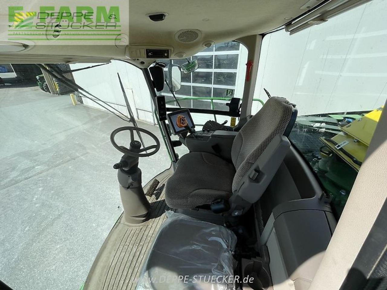 Силажокомбайн John Deere 8500i mit kemper 475: снимка 12 Силажокомбайн John Deere 8500i mit kemper 475: снимка 12