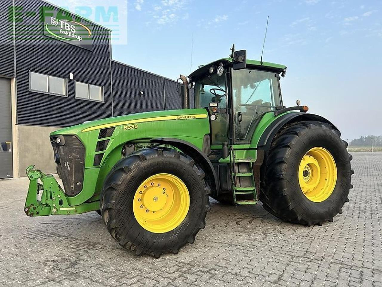 John Deere 8530 - Трактор: снимка 2 John Deere 8530 - Трактор: снимка 2