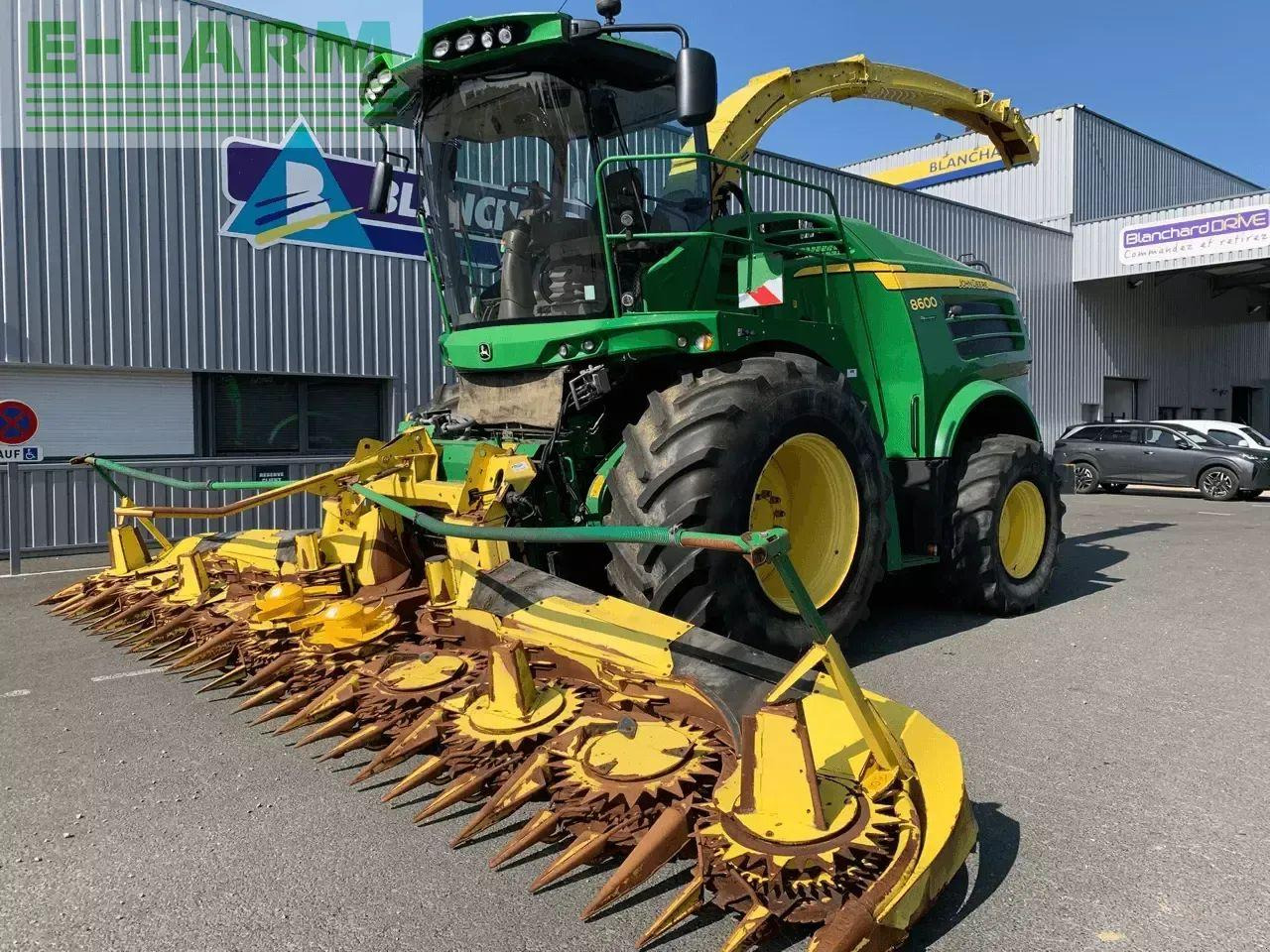 John Deere 8600 - Силажокомбайн: снимка 5 John Deere 8600 - Силажокомбайн: снимка 5