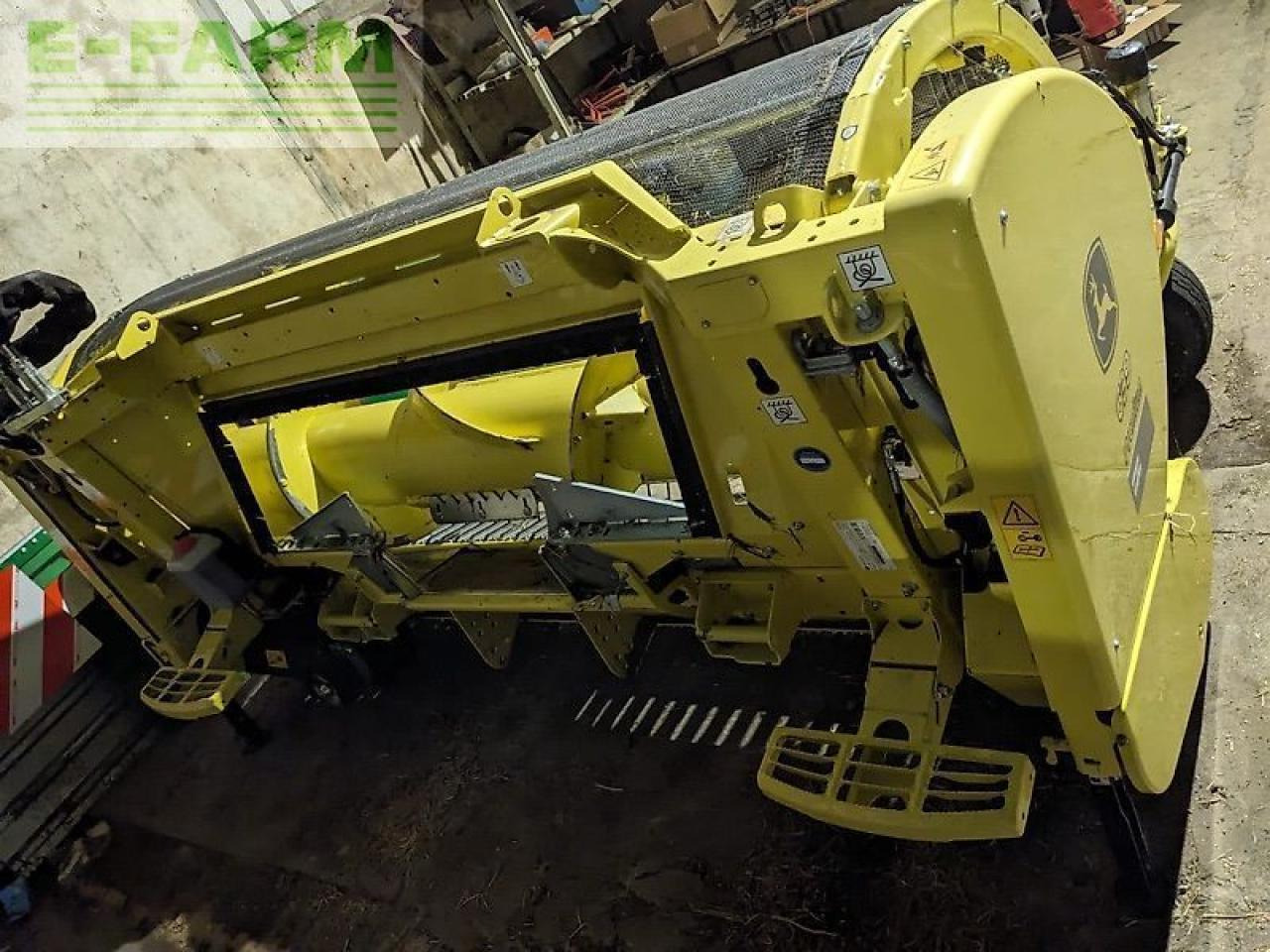John Deere 8600i - Силажокомбайн: снимка 4 John Deere 8600i - Силажокомбайн: снимка 4