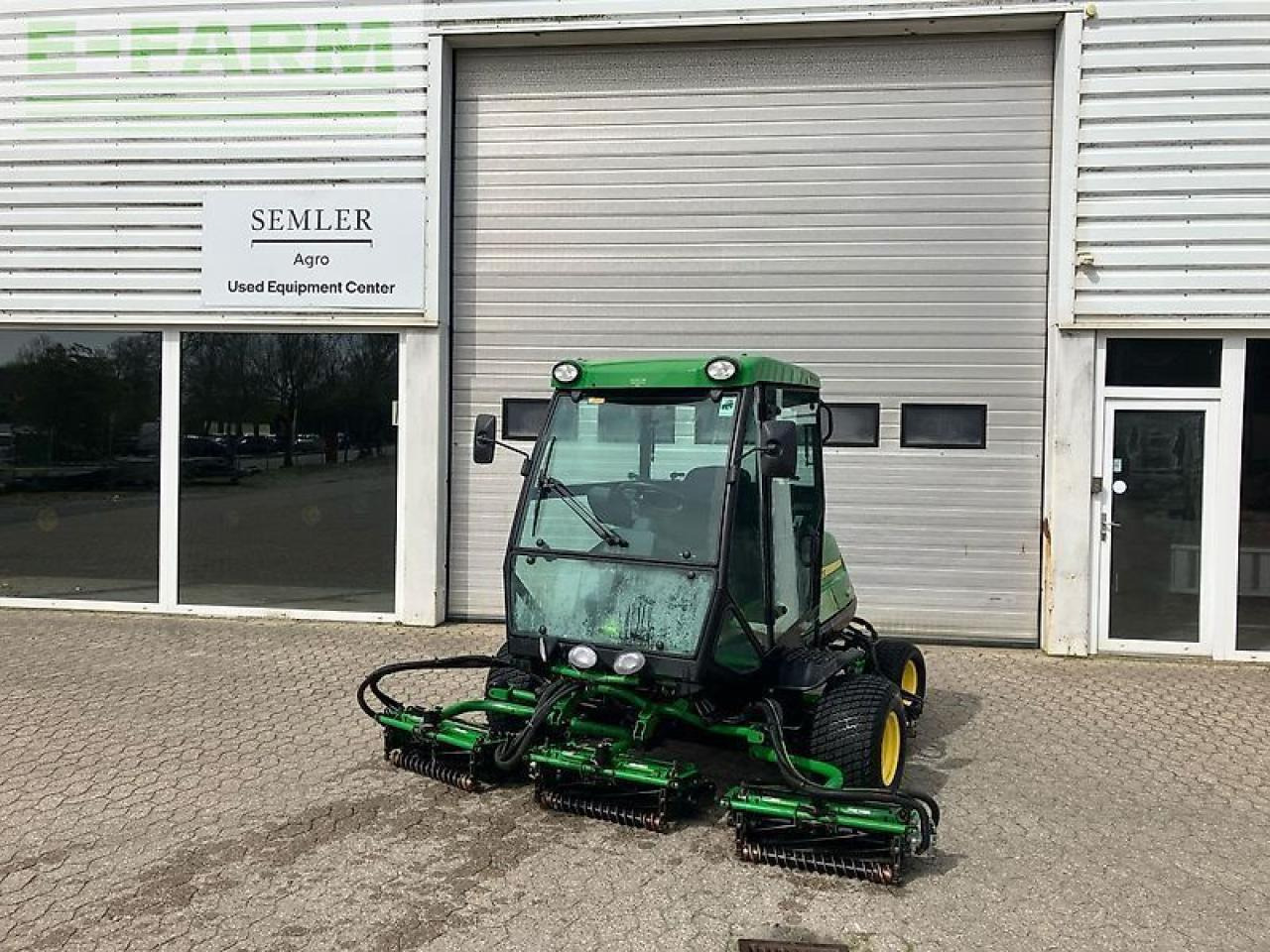 John Deere 8700 a - Силажокомбайн: снимка 1 John Deere 8700 a - Силажокомбайн: снимка 1