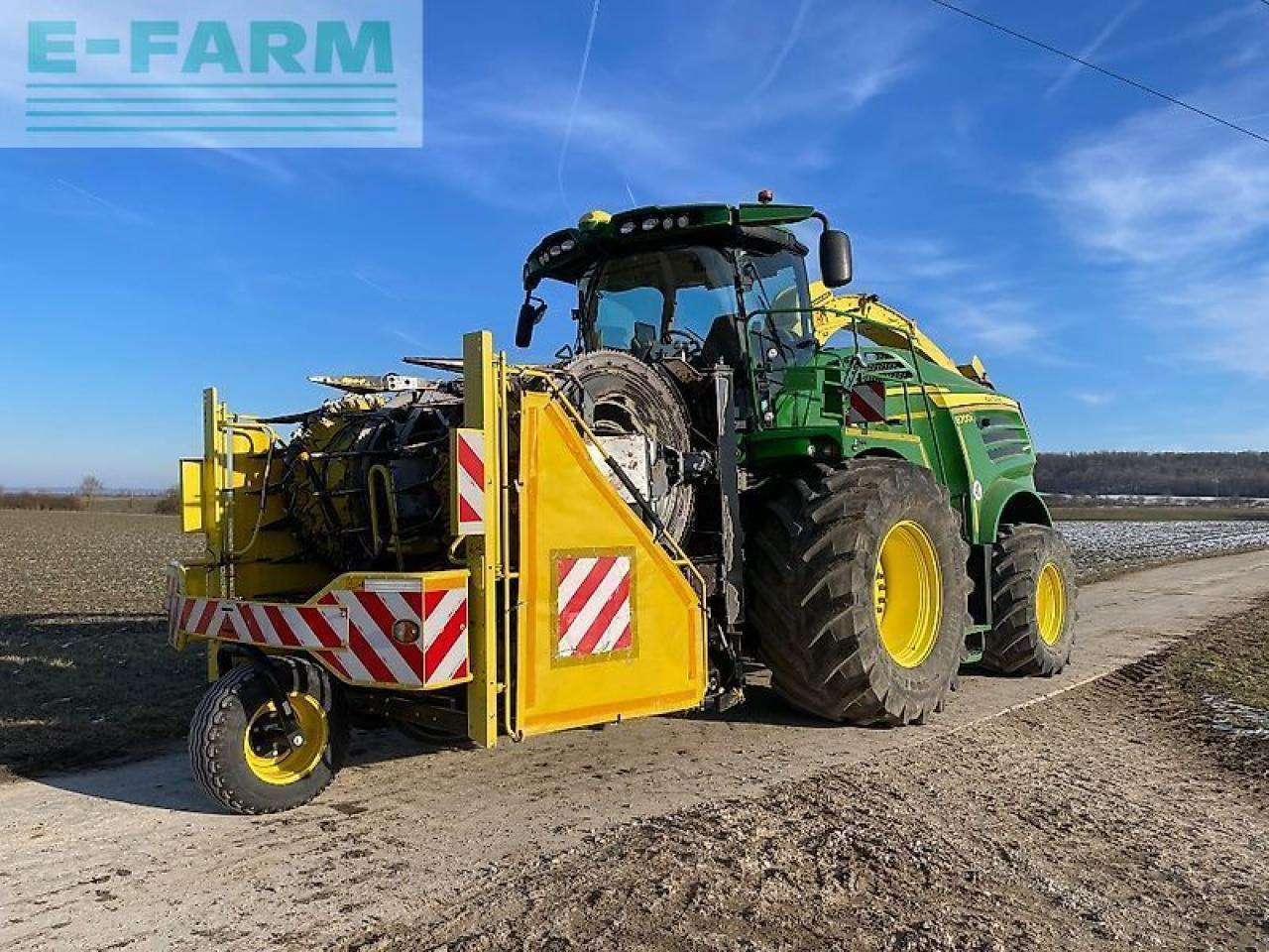John Deere 8700i - Силажокомбайн: снимка 1 John Deere 8700i - Силажокомбайн: снимка 1