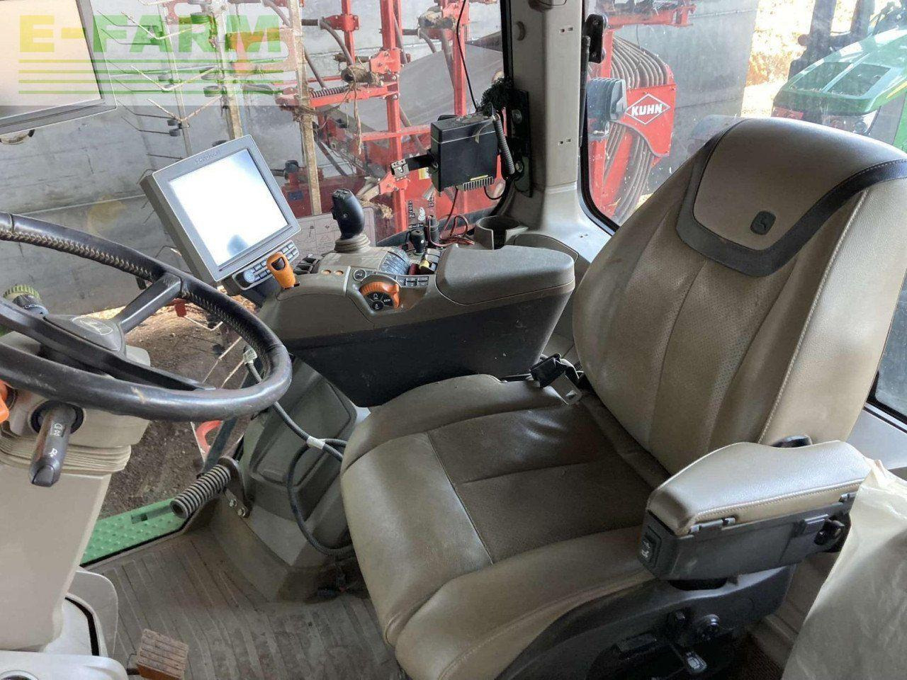 John Deere 8RX 410 - Трактор: снимка 3 John Deere 8RX 410 - Трактор: снимка 3