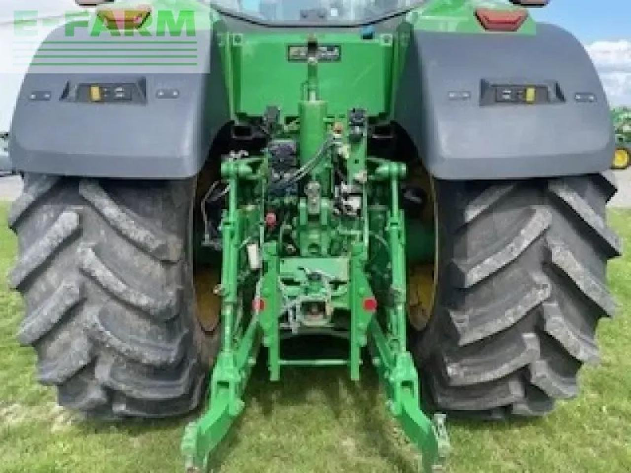 Трактор John Deere 8r 370: снимка 7