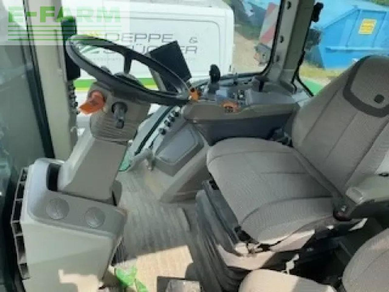 Трактор John Deere 8r 370: снимка 8