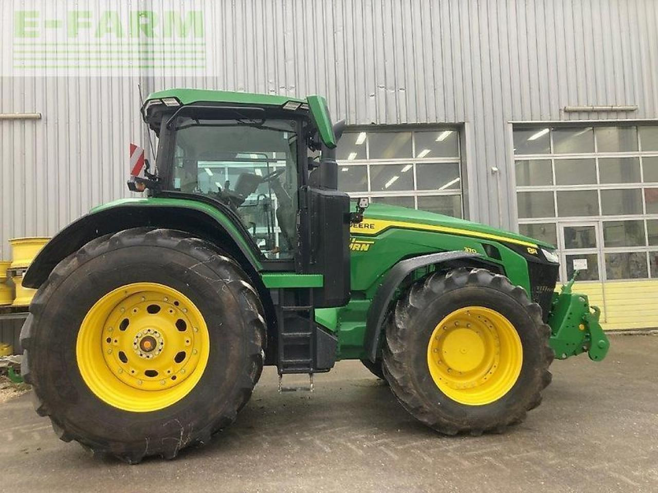 John Deere 8r370 / 8r 370 - Трактор: снимка 2 John Deere 8r370 / 8r 370 - Трактор: снимка 2