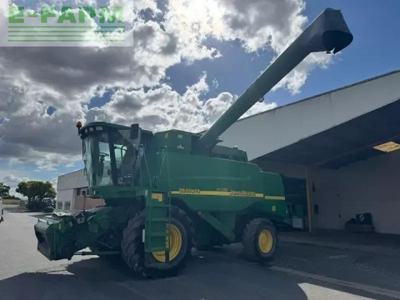 John Deere 9640 wts - Зърнокомбайн: снимка 1 John Deere 9640 wts - Зърнокомбайн: снимка 1