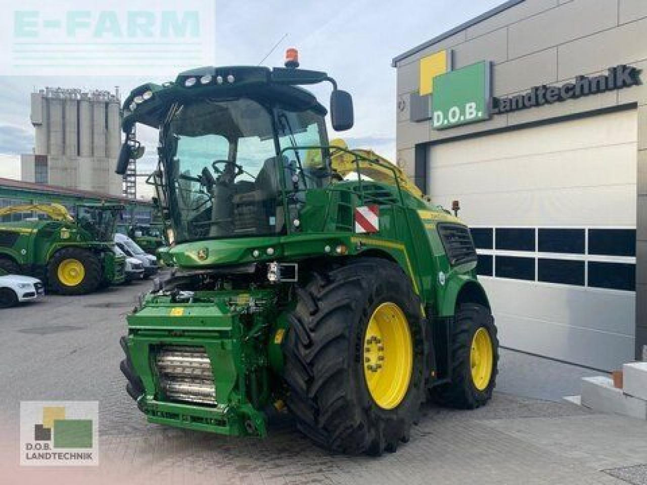 John Deere 9900 i - Силажокомбайн: снимка 3 John Deere 9900 i - Силажокомбайн: снимка 3