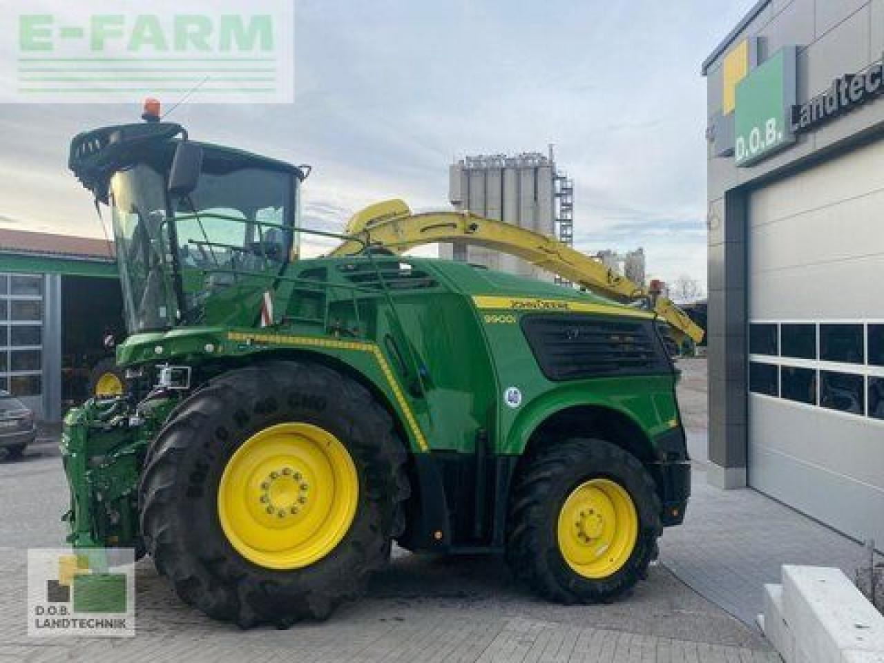 John Deere 9900 i - Силажокомбайн: снимка 4 John Deere 9900 i - Силажокомбайн: снимка 4