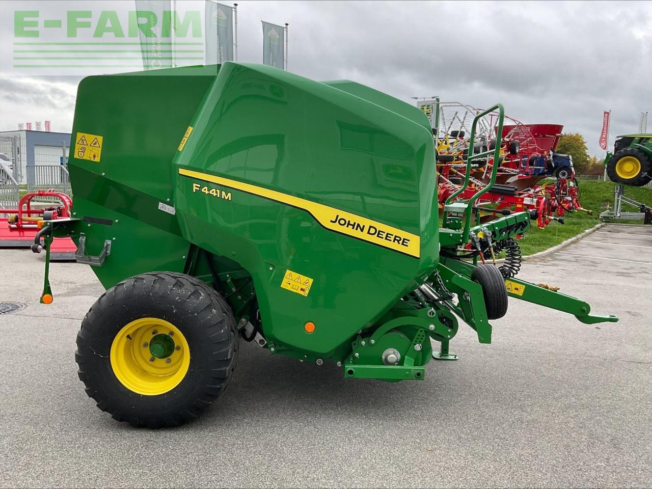 John Deere F 441 M Rundballenpresse - Сламопреса за квадратни бали: снимка 5 John Deere F 441 M Rundballenpresse - Сламопреса за квадратни бали: снимка 5