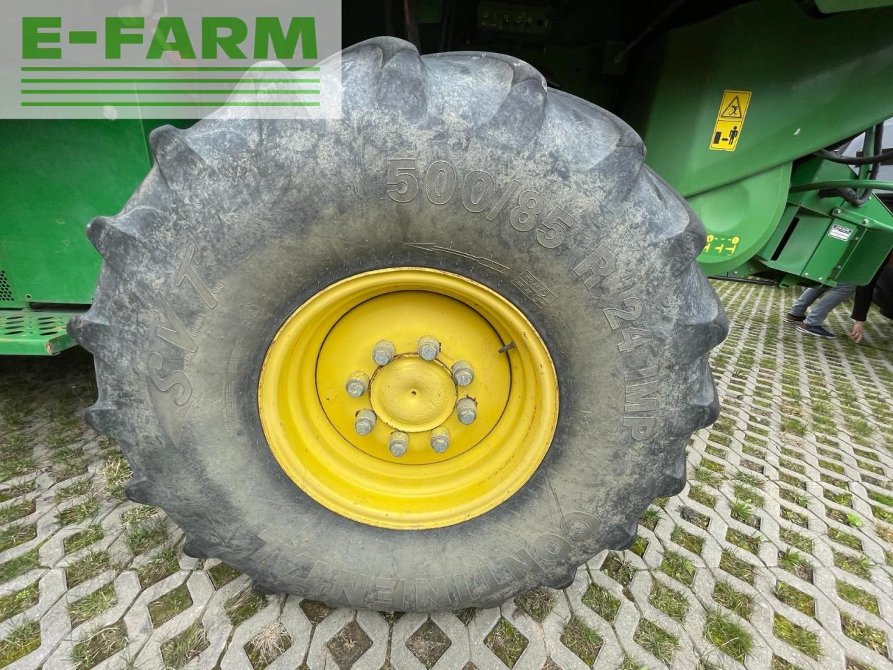 Зърнокомбайн John Deere S690i: снимка 24
