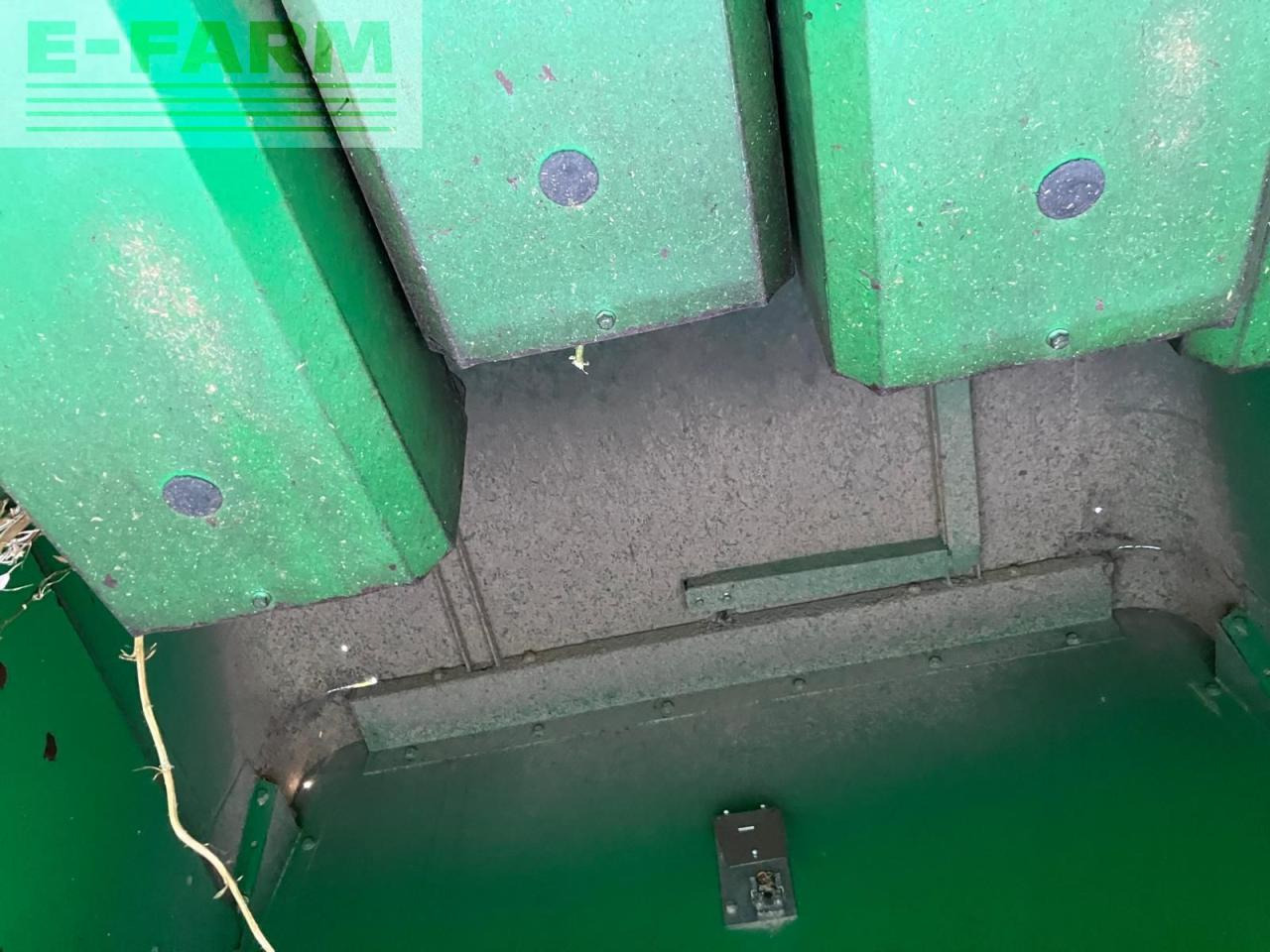 Зърнокомбайн John Deere T560HM: снимка 42 Зърнокомбайн John Deere T560HM: снимка 42