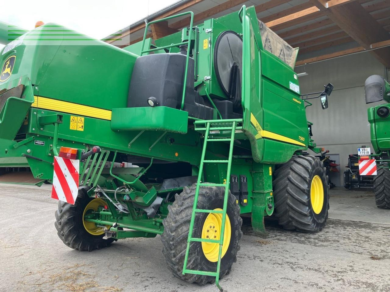 Зърнокомбайн John Deere T560HM: снимка 45 Зърнокомбайн John Deere T560HM: снимка 45