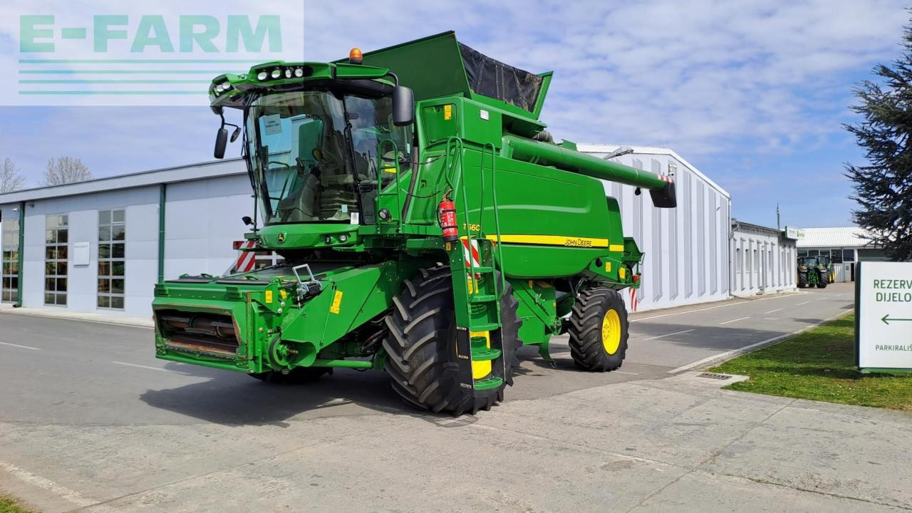 John Deere T660 - Зърнокомбайн: снимка 1 John Deere T660 - Зърнокомбайн: снимка 1