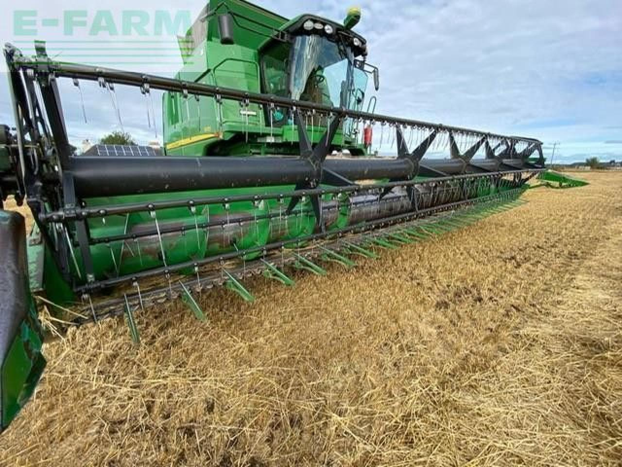 John Deere T670 4WD - Зърнокомбайн: снимка 2 John Deere T670 4WD - Зърнокомбайн: снимка 2