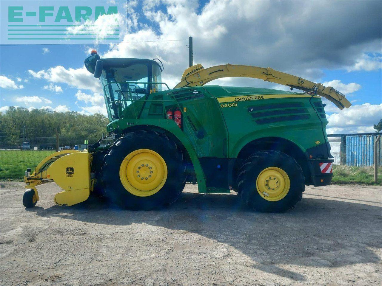 John Deere USED 8400I - Силажокомбайн: снимка 1 John Deere USED 8400I - Силажокомбайн: снимка 1