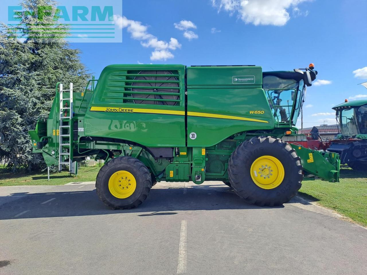 John Deere W650 - Зърнокомбайн: снимка 4 John Deere W650 - Зърнокомбайн: снимка 4