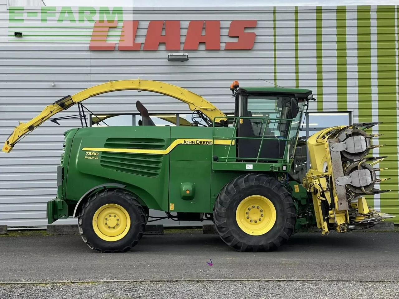 John Deere ensileuse j-d 7380 - Силажокомбайн: снимка 2 John Deere ensileuse j-d 7380 - Силажокомбайн: снимка 2