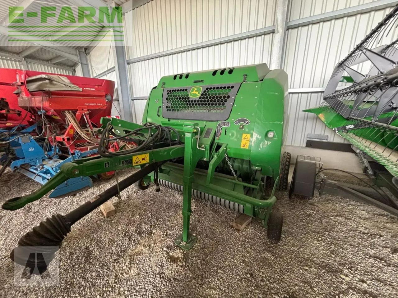 John Deere f440 m - Сламопреса за квадратни бали: снимка 2 John Deere f440 m - Сламопреса за квадратни бали: снимка 2