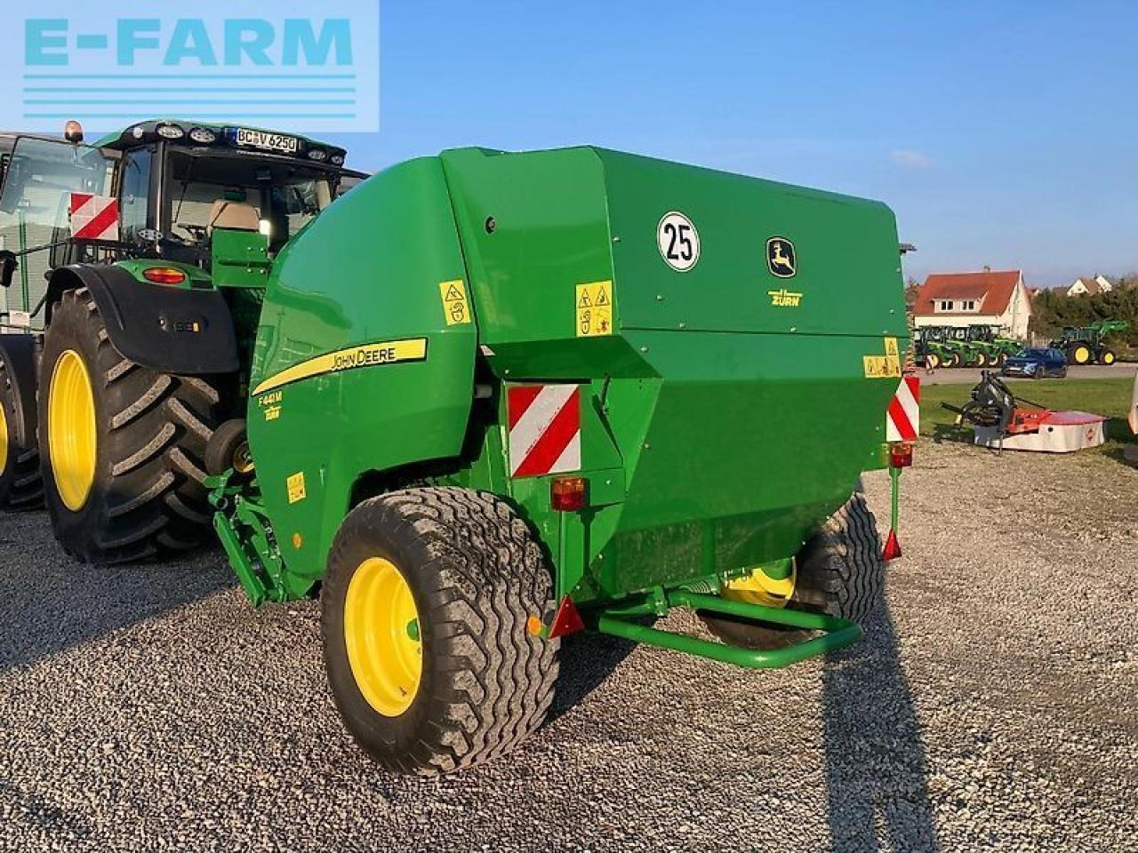 John Deere f441 n mc - Сламопреса за квадратни бали: снимка 4 John Deere f441 n mc - Сламопреса за квадратни бали: снимка 4