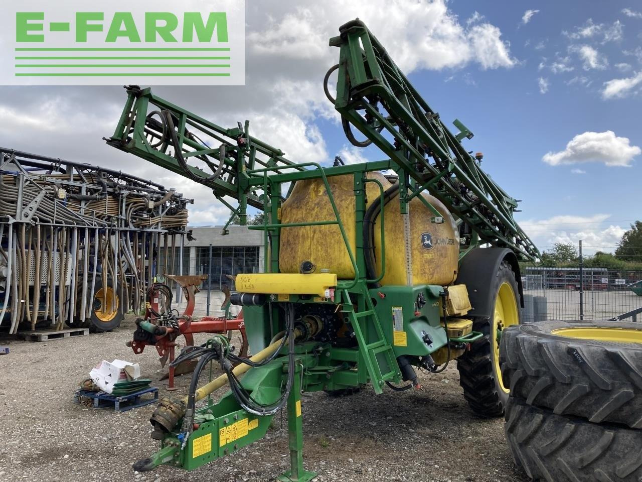John Deere m740i - Прикачна пръскачка: снимка 2 John Deere m740i - Прикачна пръскачка: снимка 2