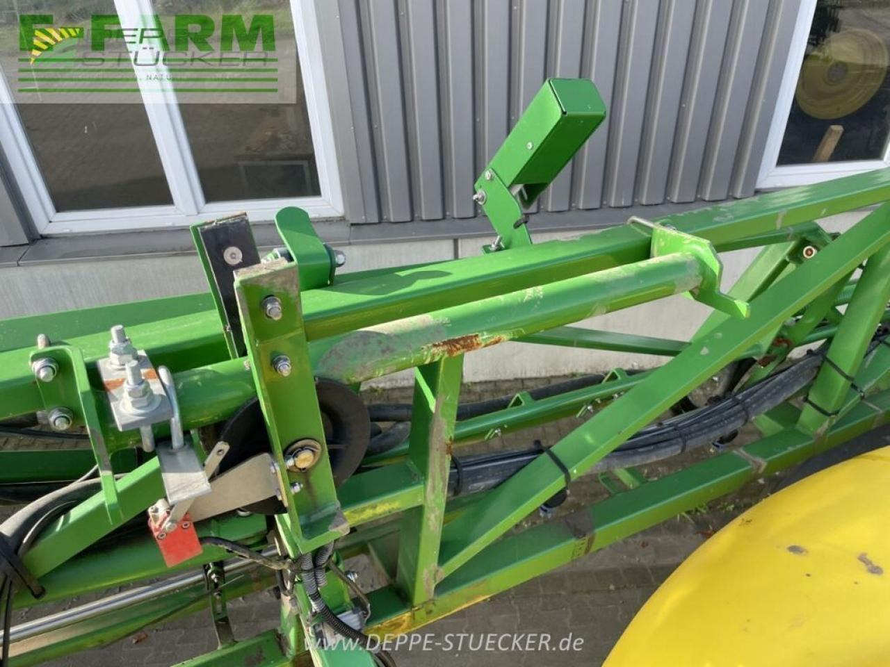 John Deere m740i (mj14) - Прикачна пръскачка: снимка 2 John Deere m740i (mj14) - Прикачна пръскачка: снимка 2