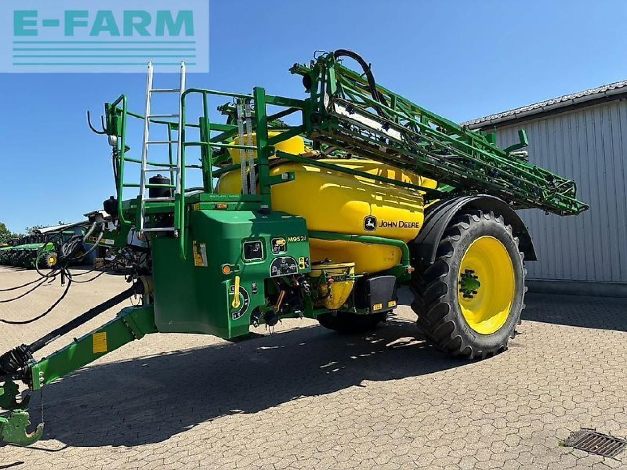 John Deere m952i - Прикачна пръскачка: снимка 2 John Deere m952i - Прикачна пръскачка: снимка 2
