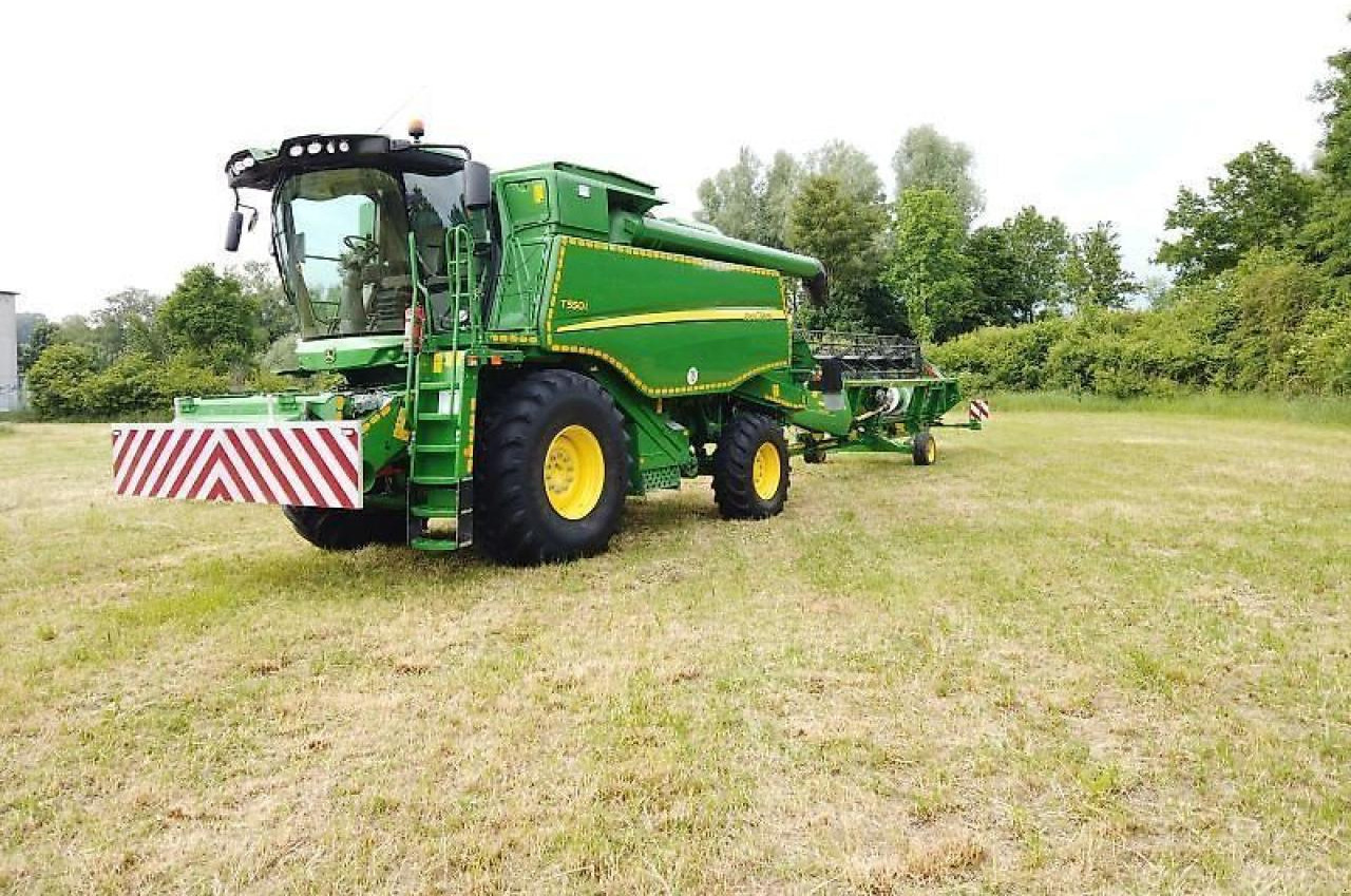 John Deere mähdrescher t 550 i - Зърнокомбайн: снимка 2 John Deere mähdrescher t 550 i - Зърнокомбайн: снимка 2