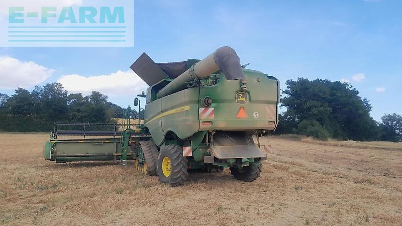 John Deere s680i raupe - Зърнокомбайн: снимка 2 John Deere s680i raupe - Зърнокомбайн: снимка 2