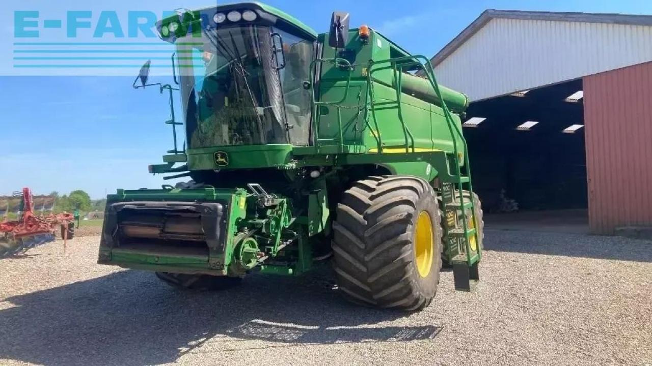 John Deere s690i - Зърнокомбайн: снимка 1 John Deere s690i - Зърнокомбайн: снимка 1