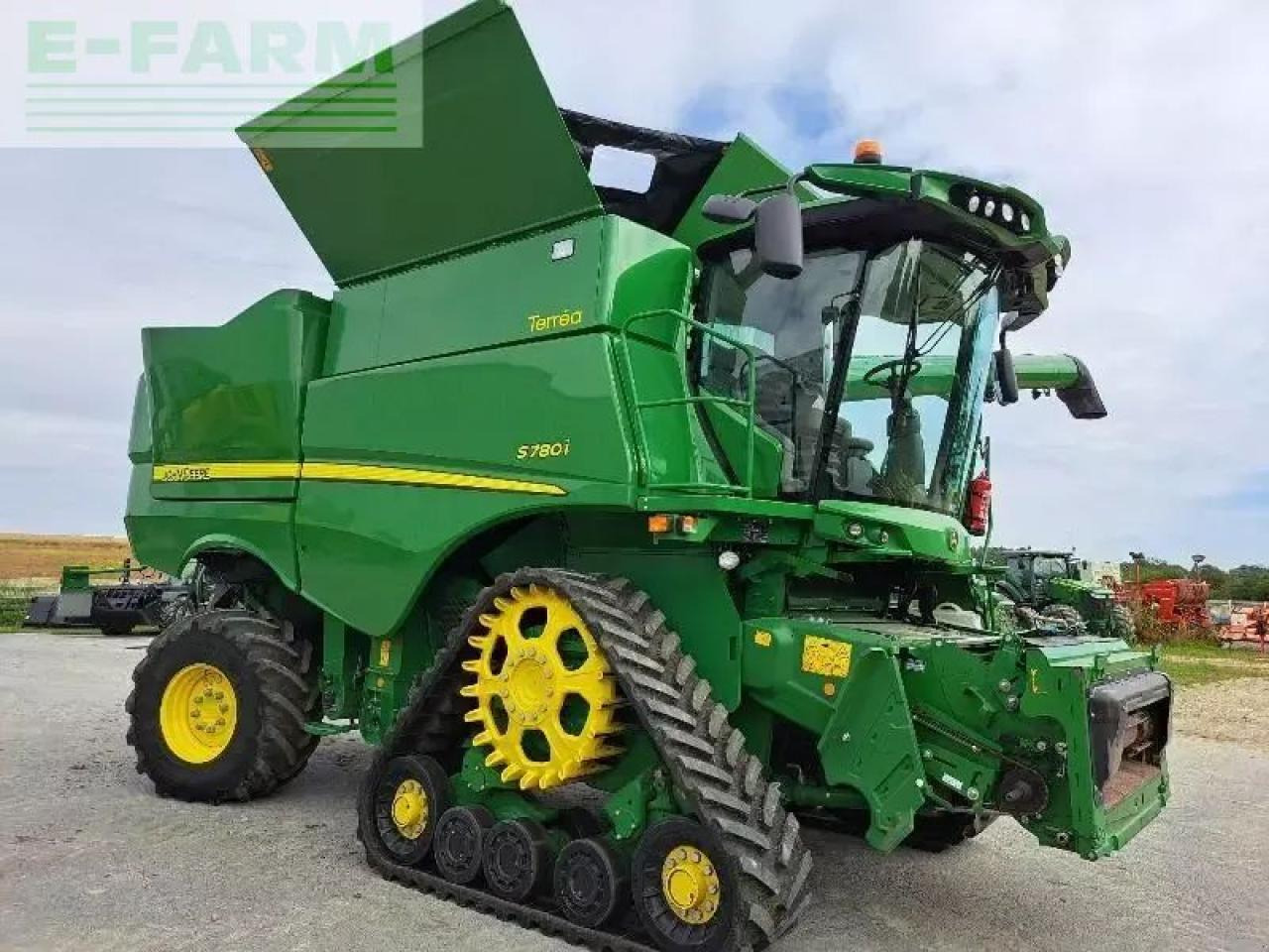 John Deere s780 - Зърнокомбайн: снимка 1 John Deere s780 - Зърнокомбайн: снимка 1