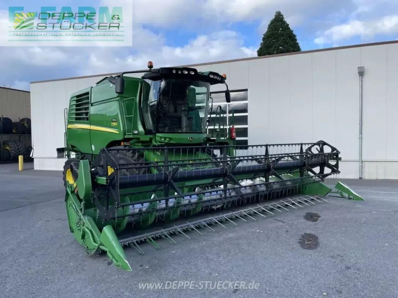 John Deere t550 mit 622r - Зърнокомбайн: снимка 3 John Deere t550 mit 622r - Зърнокомбайн: снимка 3