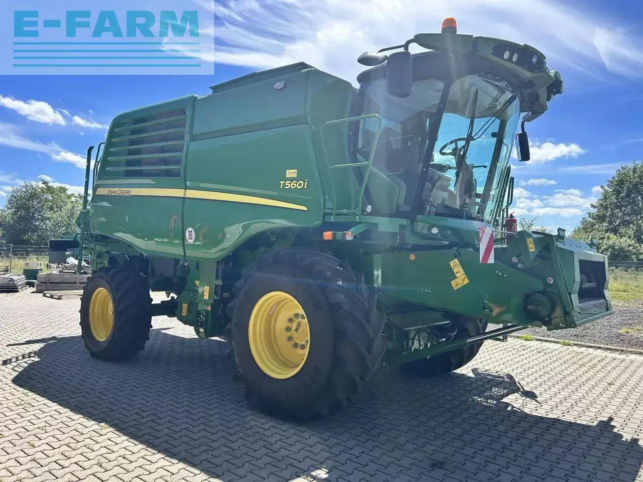 John Deere t560 - Зърнокомбайн: снимка 4 John Deere t560 - Зърнокомбайн: снимка 4