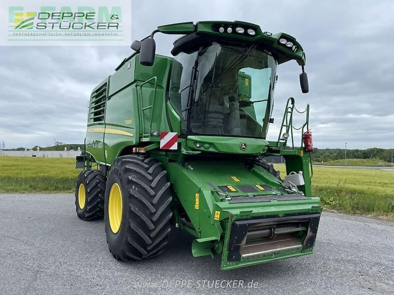 John Deere t560 mit 722pf - Зърнокомбайн: снимка 5 John Deere t560 mit 722pf - Зърнокомбайн: снимка 5