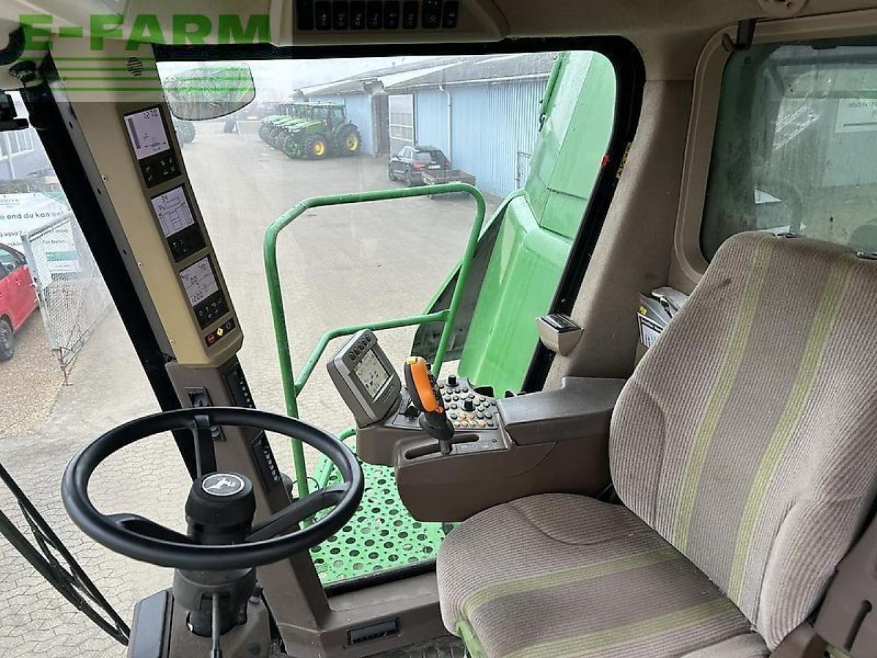 John Deere t660 - Зърнокомбайн: снимка 3 John Deere t660 - Зърнокомбайн: снимка 3