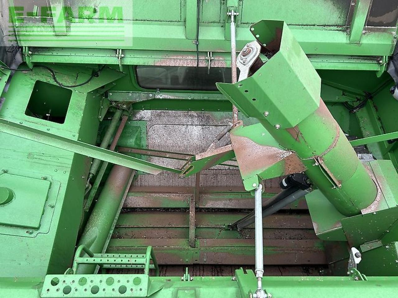 John Deere t670 - Зърнокомбайн: снимка 4 John Deere t670 - Зърнокомбайн: снимка 4