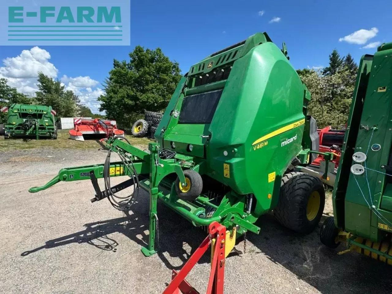 John Deere v461m - Сламопреса за квадратни бали: снимка 1 John Deere v461m - Сламопреса за квадратни бали: снимка 1