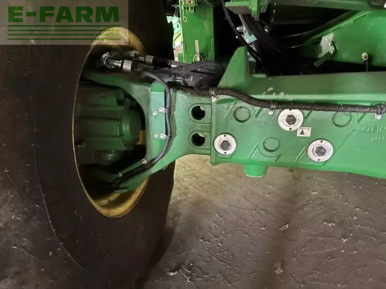 John Deere x9 1000 - Зърнокомбайн: снимка 4 John Deere x9 1000 - Зърнокомбайн: снимка 4