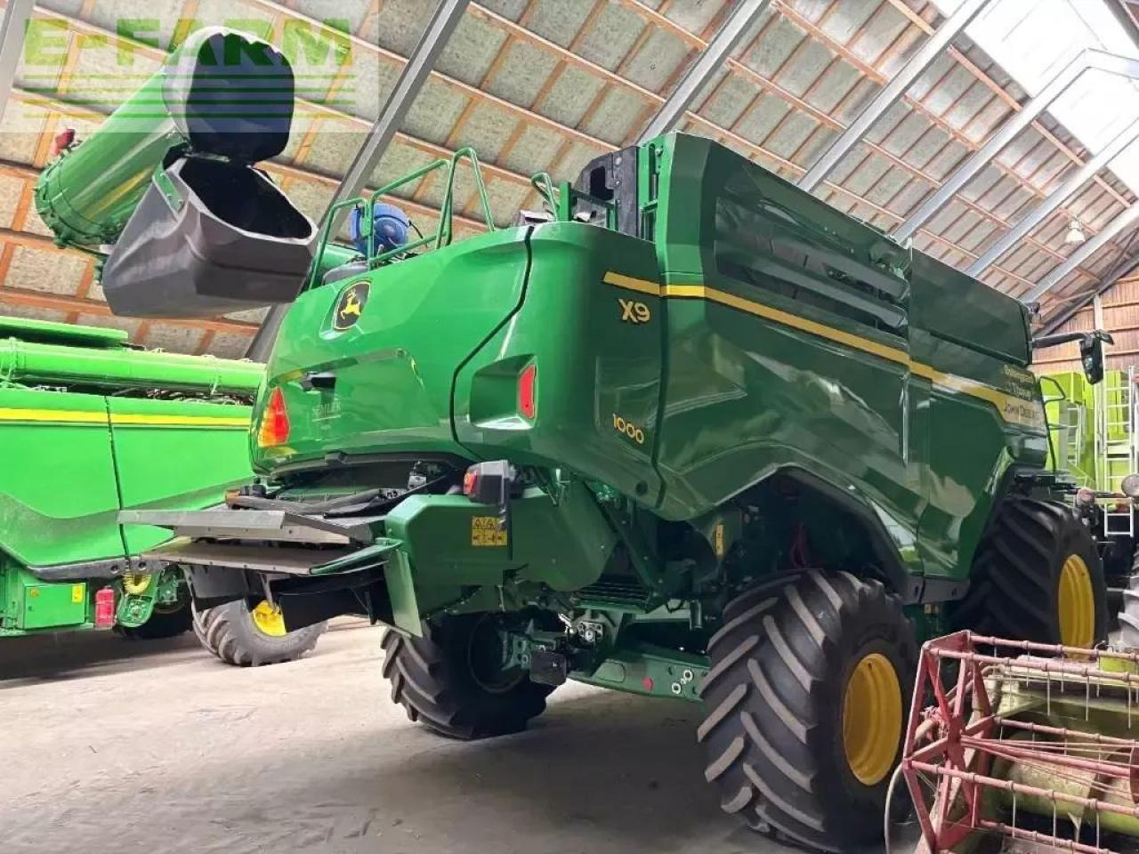 John Deere x9 1000 - Зърнокомбайн: снимка 3 John Deere x9 1000 - Зърнокомбайн: снимка 3